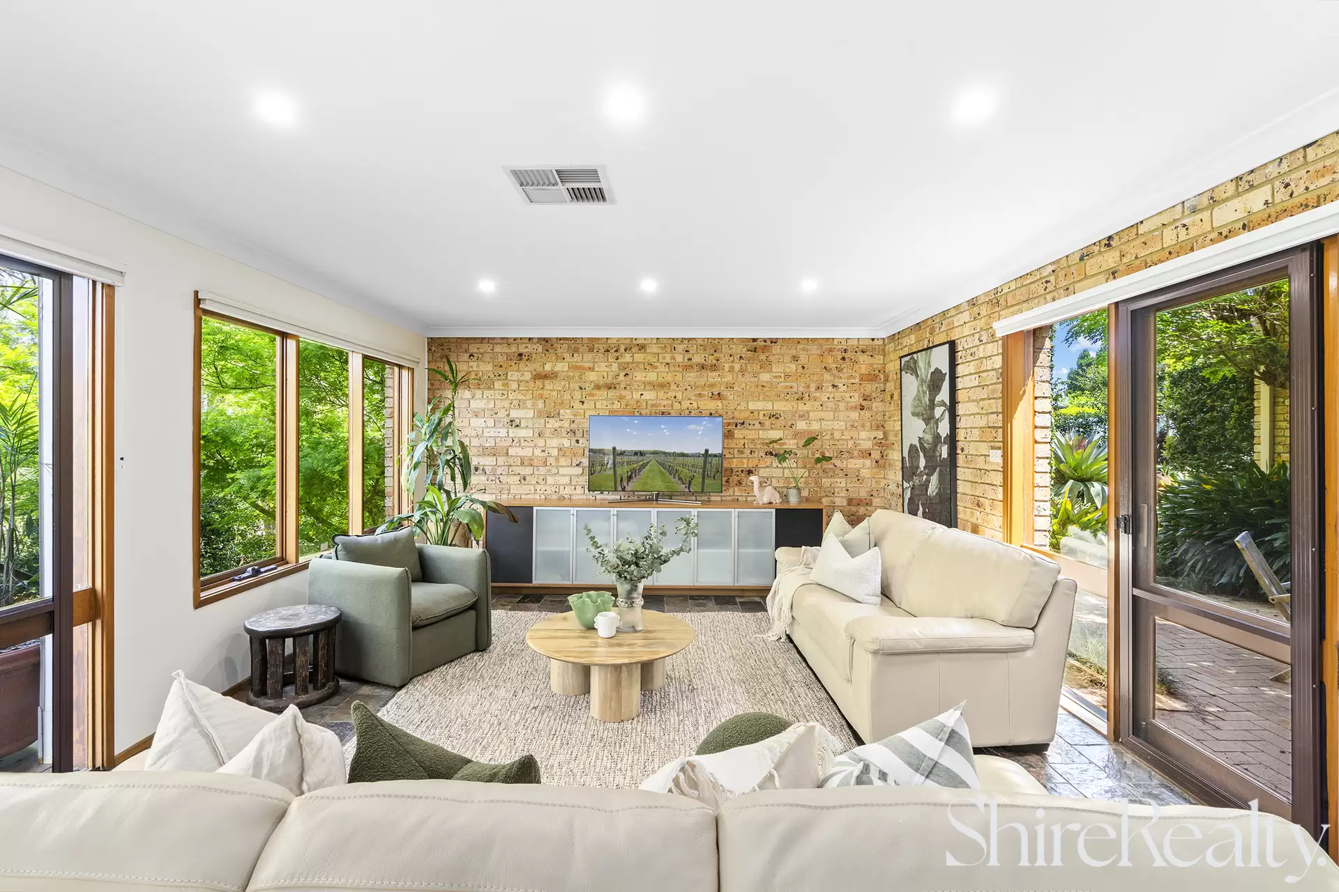 16 - 18 Murrumba Place, Castle Hill Sold by Shire Realty - image 14