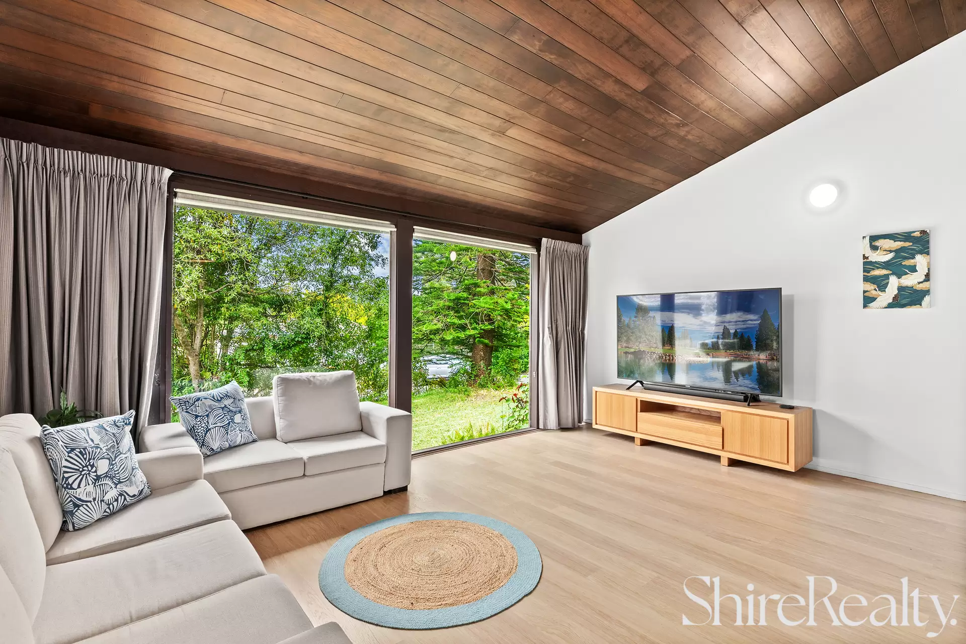 35 Larool Crescent, Castle Hill Sold by Shire Realty - image 3