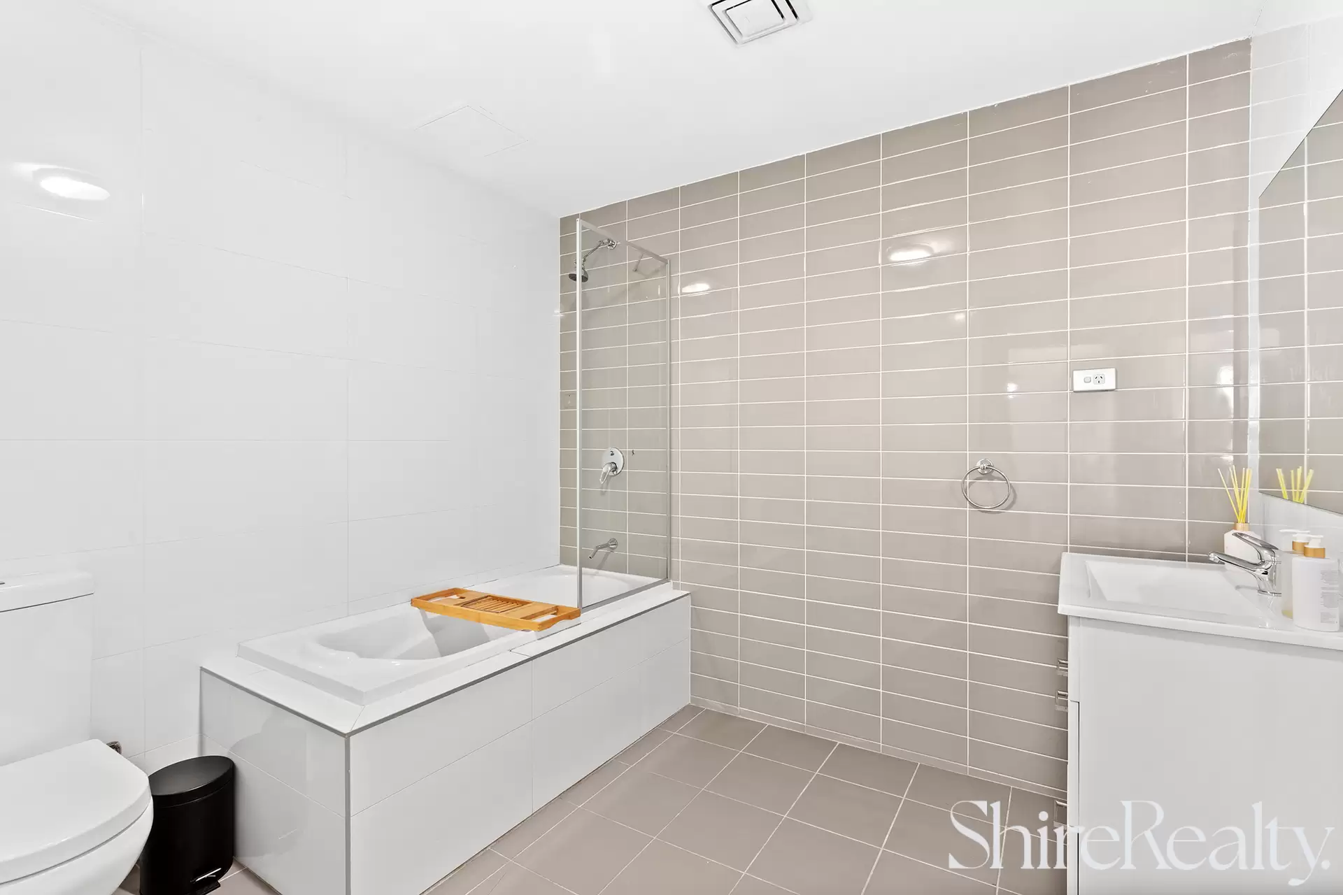 92/40-52 Barina Downs Road, Norwest Sold by Shire Realty - image 9