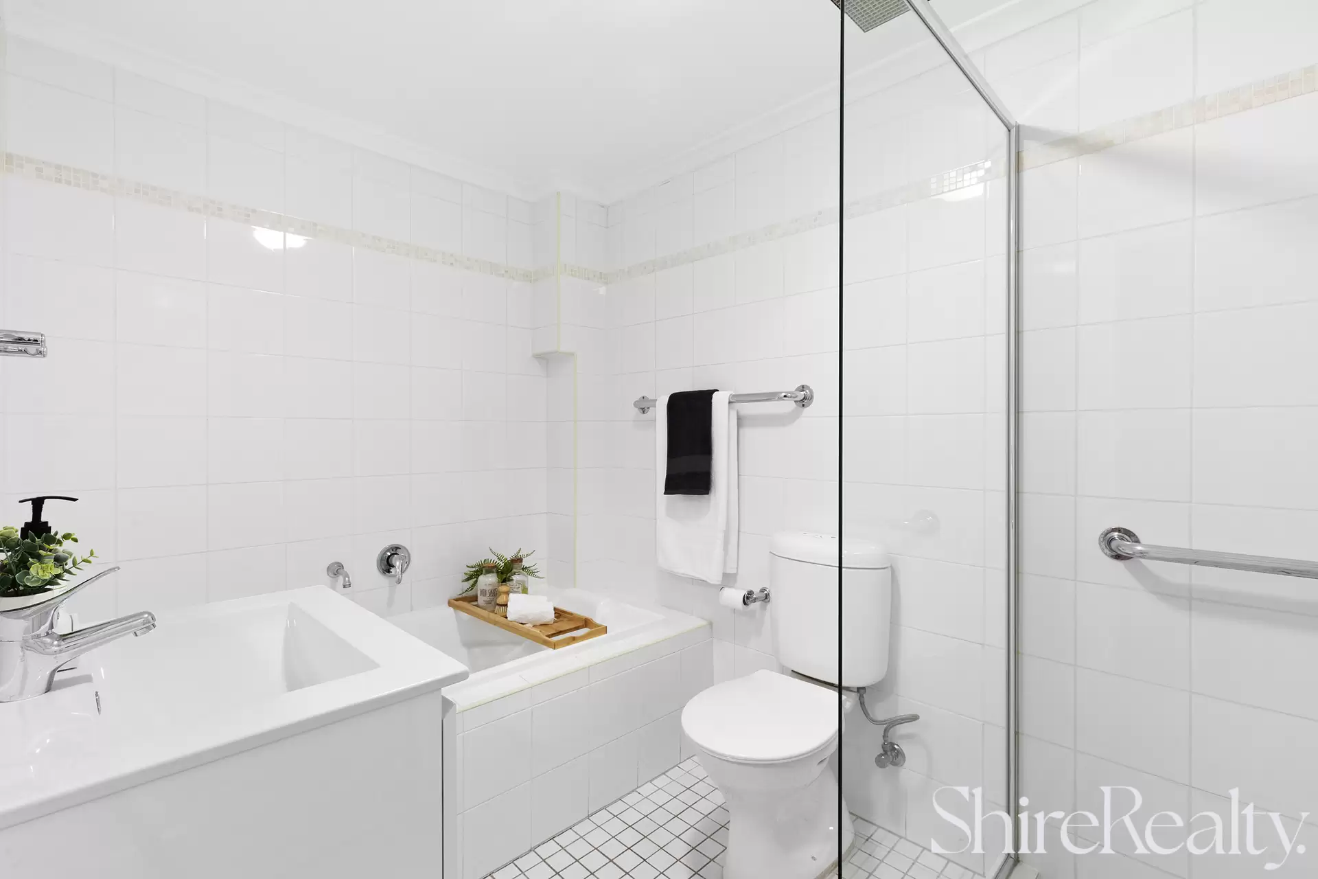 5/7-15 Purser Avenue, Castle Hill Sold by Shire Realty - image 8