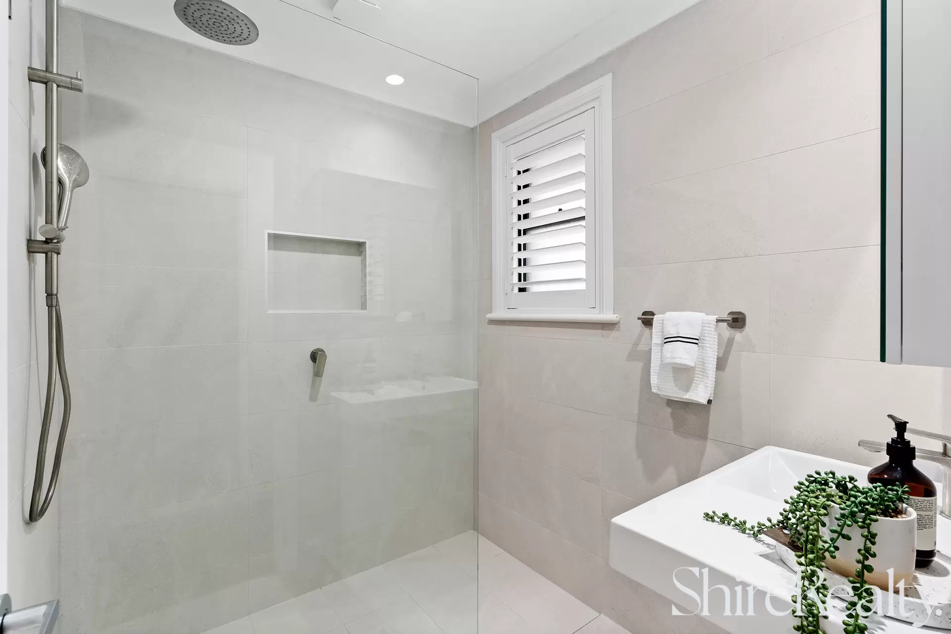 4/115 Cattai Creek Drive, Kellyville Sold by Shire Realty - image 11