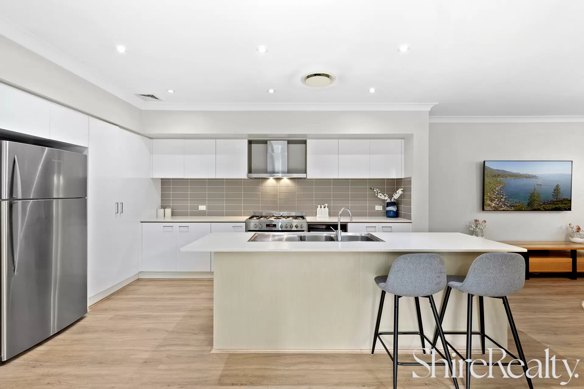 8 Fox Creek Circuit, Kellyville Sold by Shire Realty - image 4