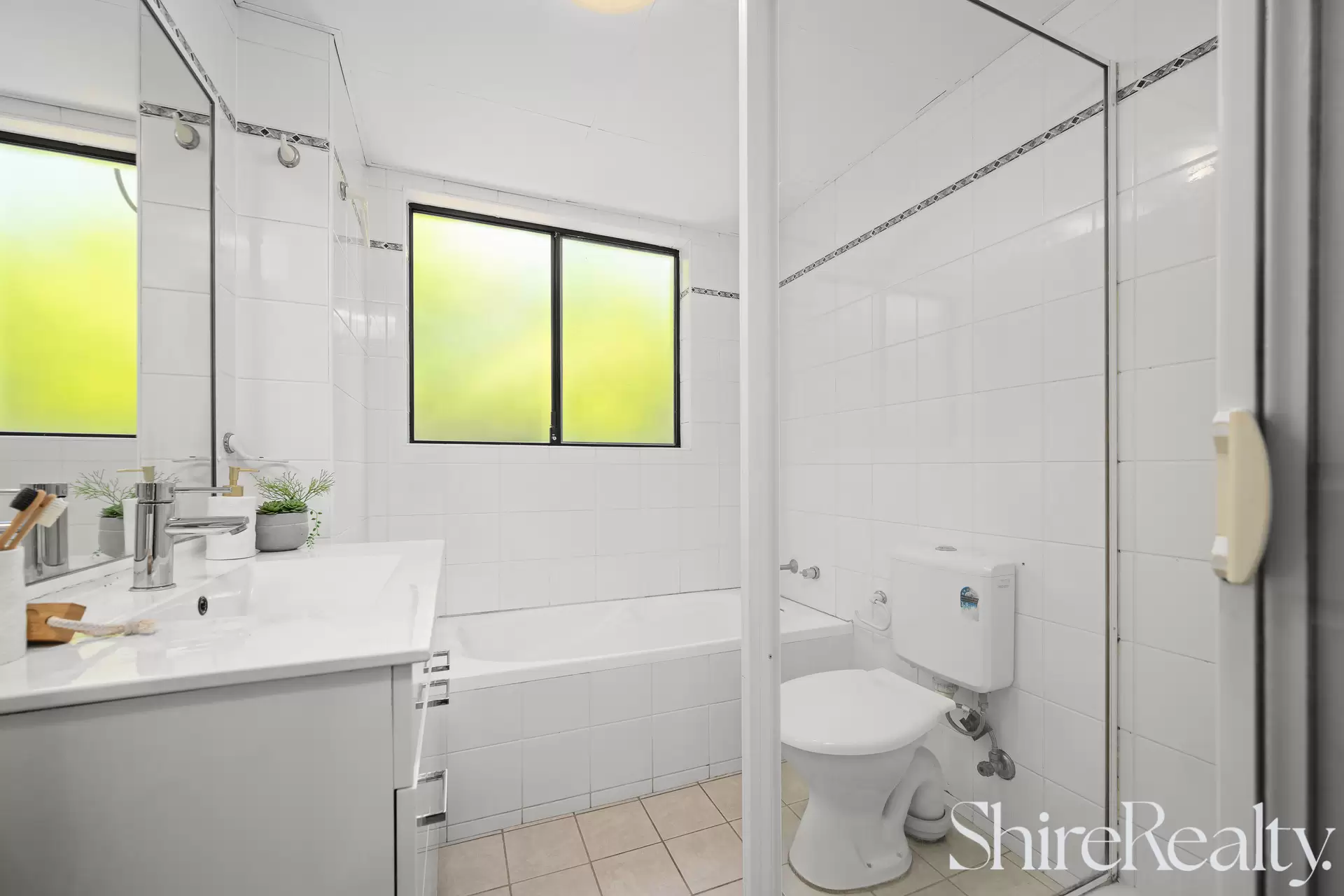 10/23-25 Showground Road, Castle Hill Sold by Shire Realty - image 8