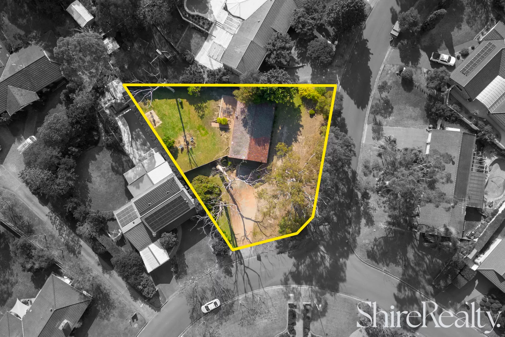 5 Knightsbridge Place, Castle Hill Sold by Shire Realty - image 1