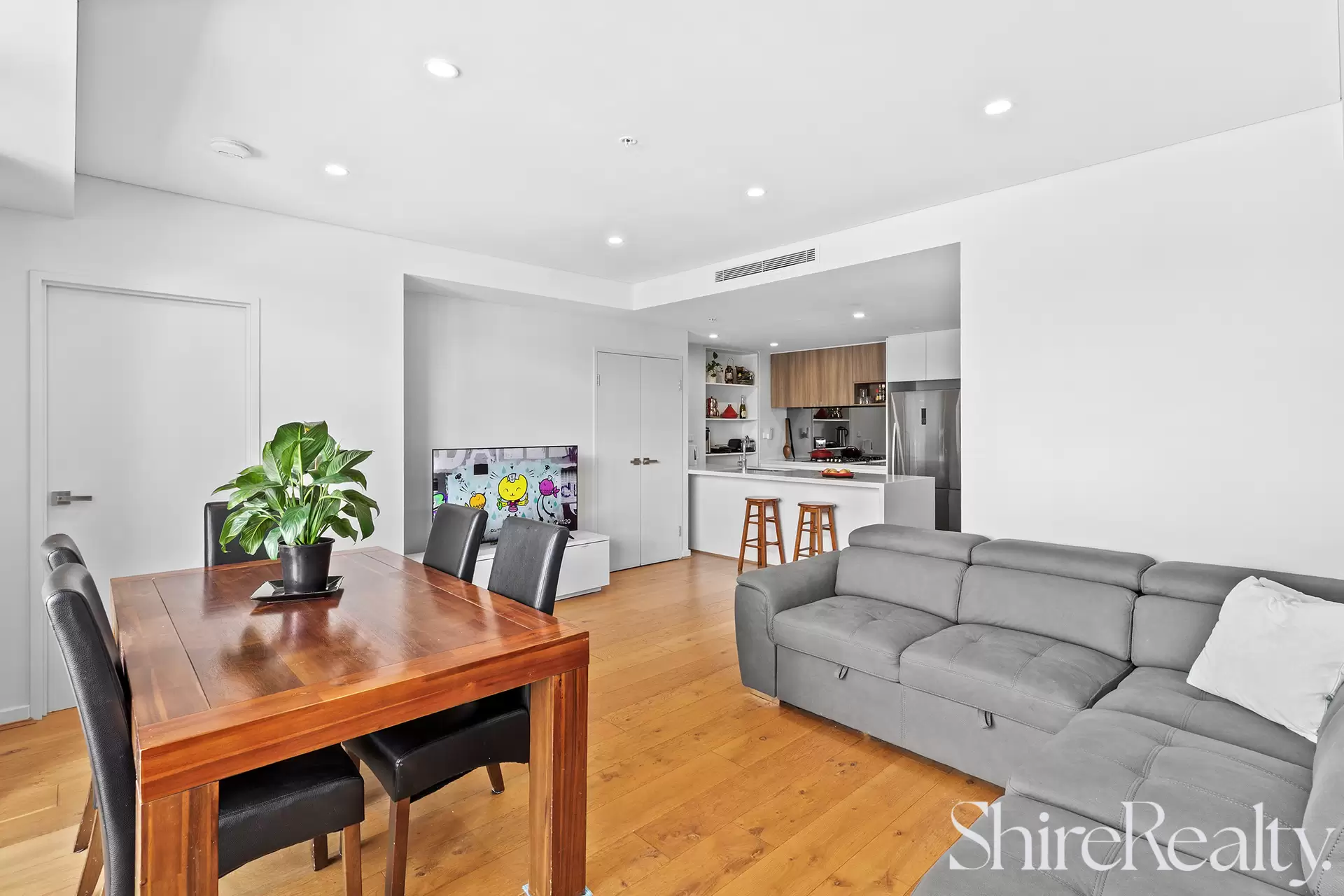 323/100 Fairway Drive, Norwest Sold by Shire Realty - image 3