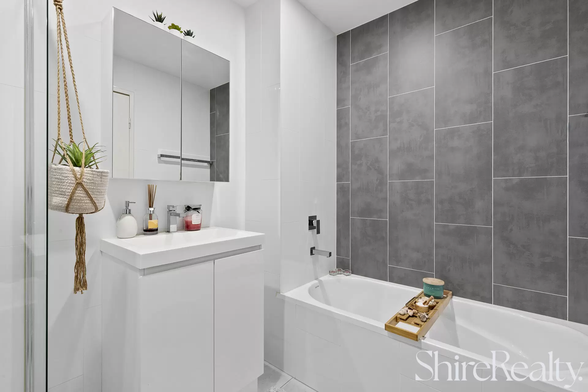 201/4 Gerbera Place, Kellyville Sold by Shire Realty - image 8