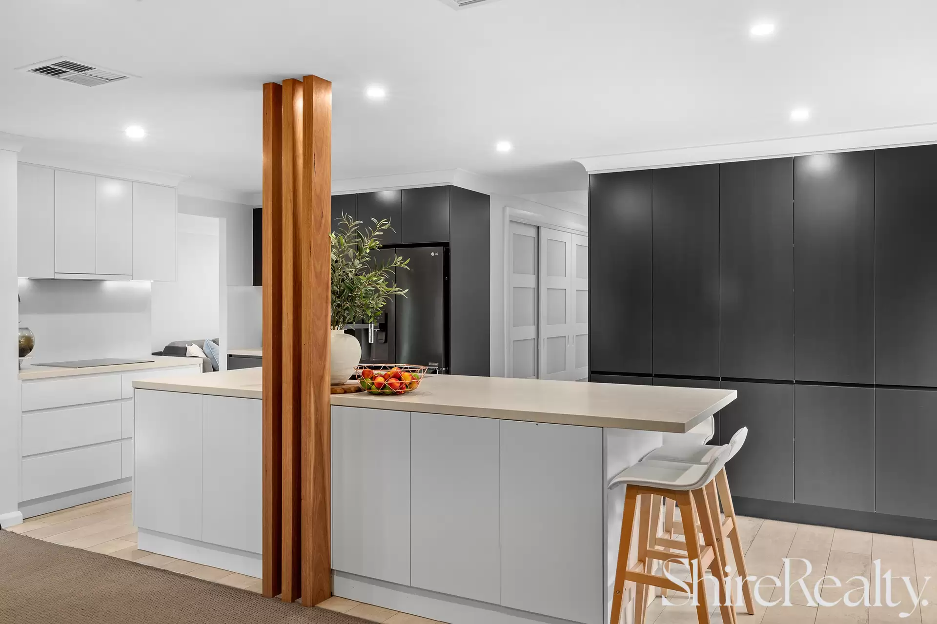 34 Joseph Banks Drive, Kings Langley Sold by Shire Realty - image 3