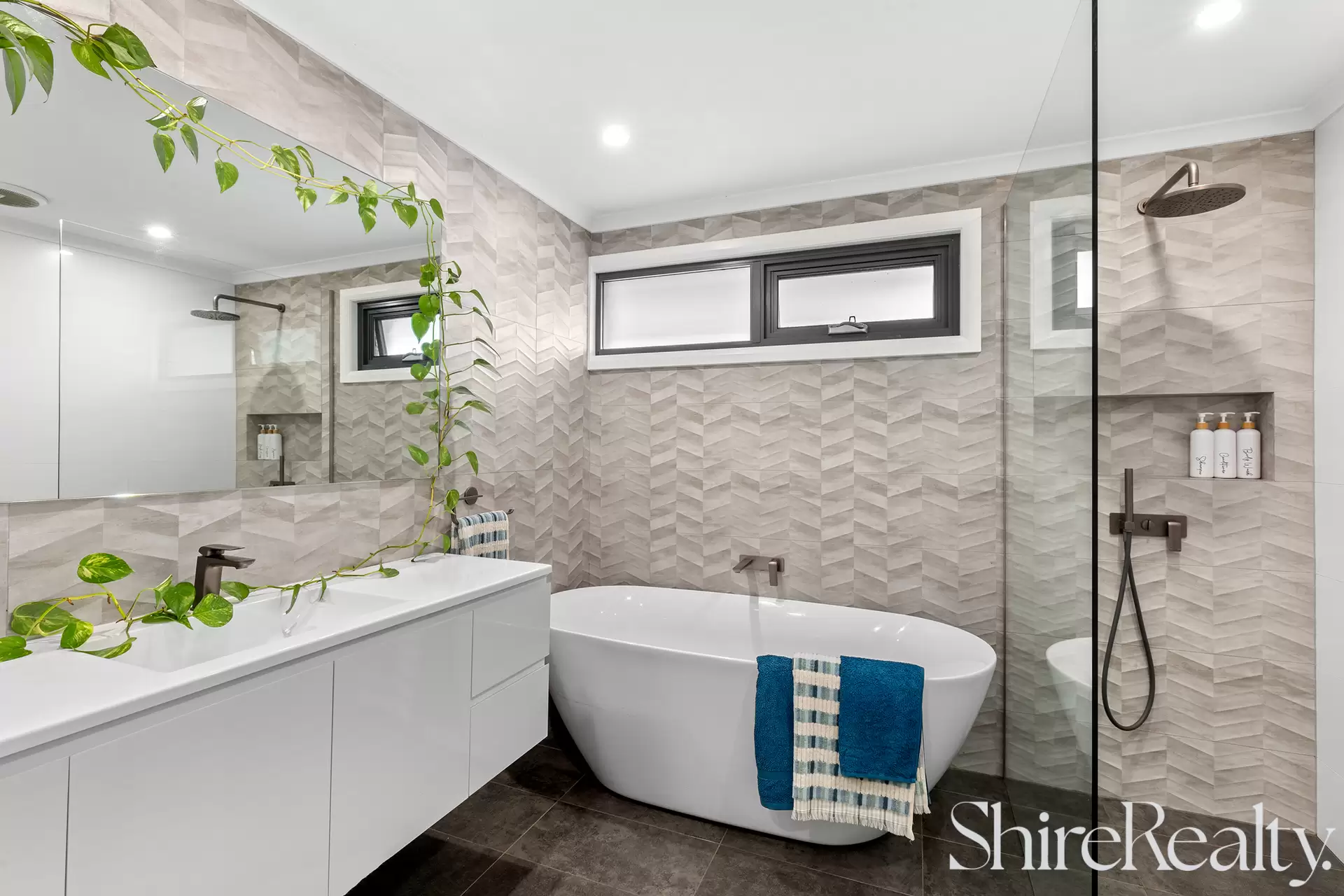 34 Joseph Banks Drive, Kings Langley Sold by Shire Realty - image 10
